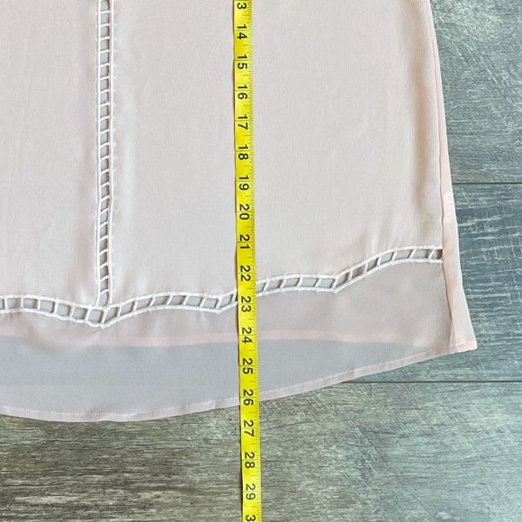 Forever 21 Contemporary Sleeveless Scoop Neck Detailed Chiffon Blouse Blush M - Picture 6 of 7